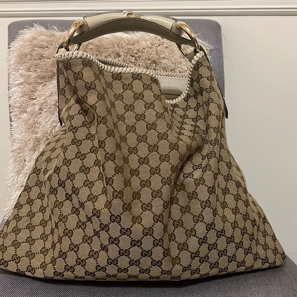 Authentic Large Gucci Horsebit hobo bag